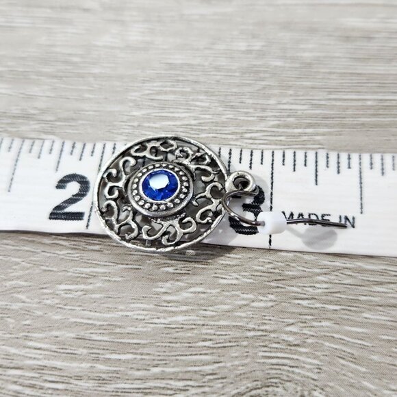 Fashion Jewlery Silvertone Medalion With Scroll Work Blue Stone Dangle Earings - Picture 7 of 7